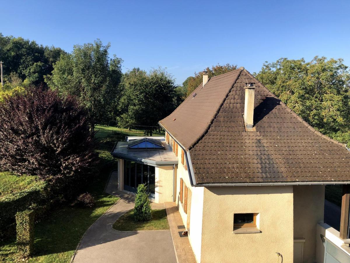 Havre de paix et de verdure proche Walibi et A43 Corbelin Extérieur photo